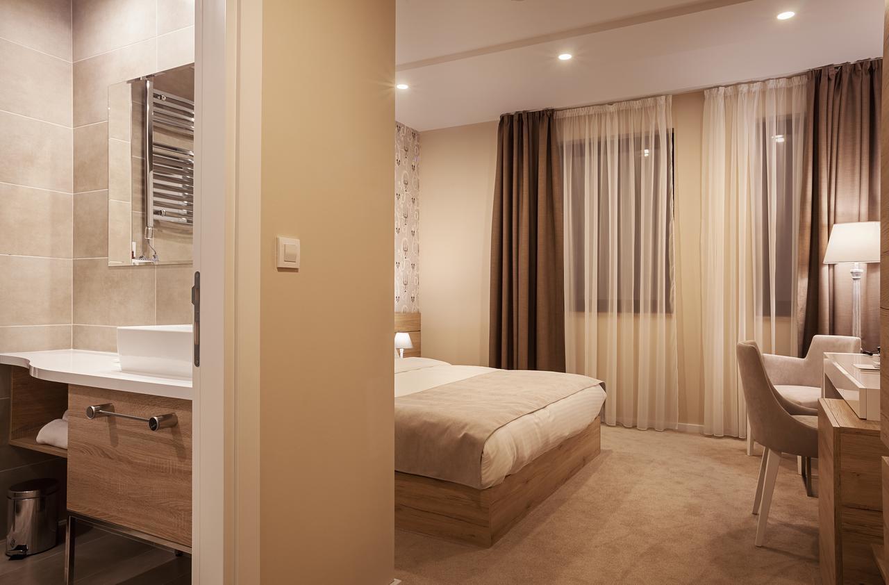 Ig Hotel Gornji Milanovac Exterior foto