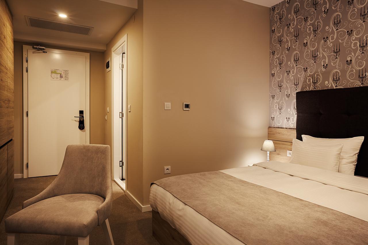 Ig Hotel Gornji Milanovac Exterior foto